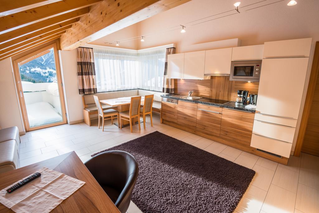 Appartements Platzl Serfaus Quarto foto